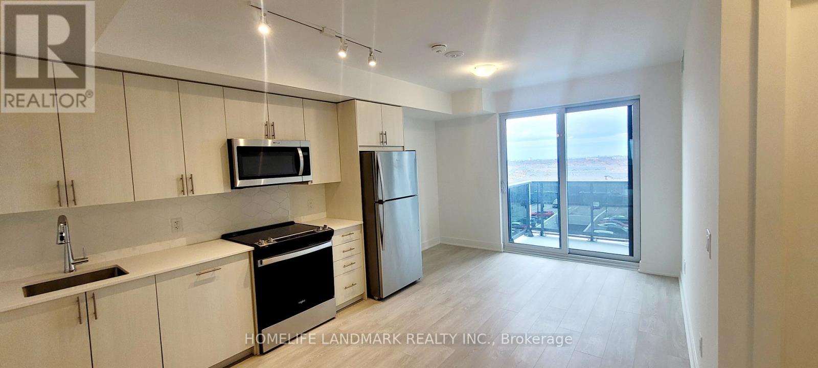 724 - 2545 Simcoe Street N, Oshawa, Ontario  L1L 0W3 - Photo 3 - E12962536