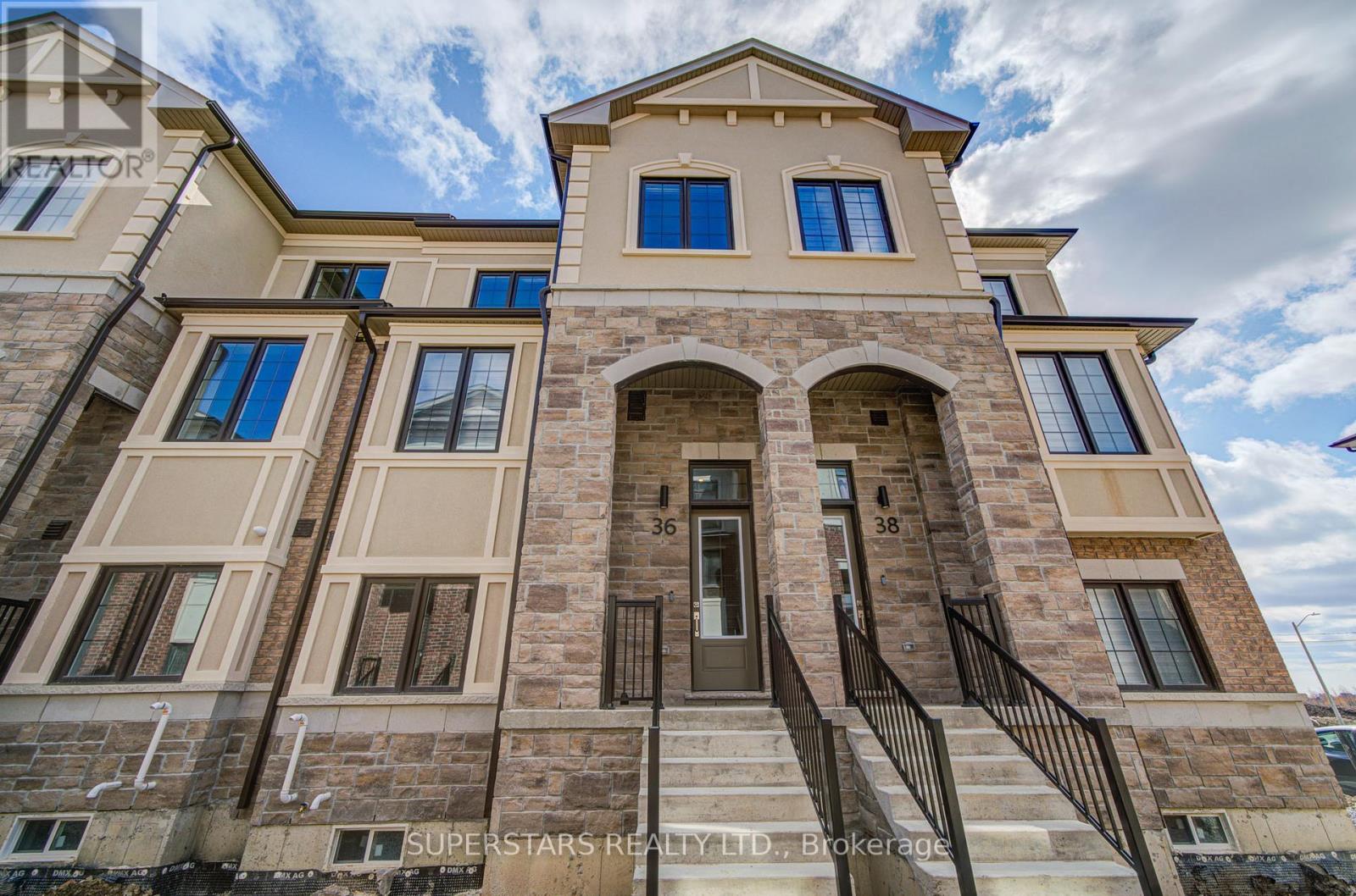 36 Chapple Lane, Richmond Hill, Ontario  L4B 0J7 - Photo 1 - N12962486