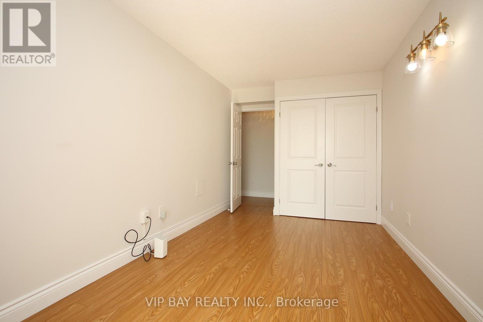 1012 - 20 Harding Boulevard W, Richmond Hill, Ontario  L4C 9S4 - Photo 17 - N12962488