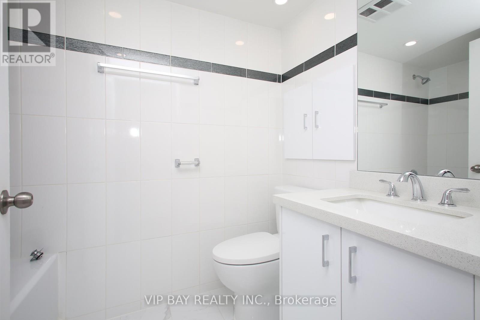 1012 - 20 Harding Boulevard W, Richmond Hill, Ontario  L4C 9S4 - Photo 20 - N12962488