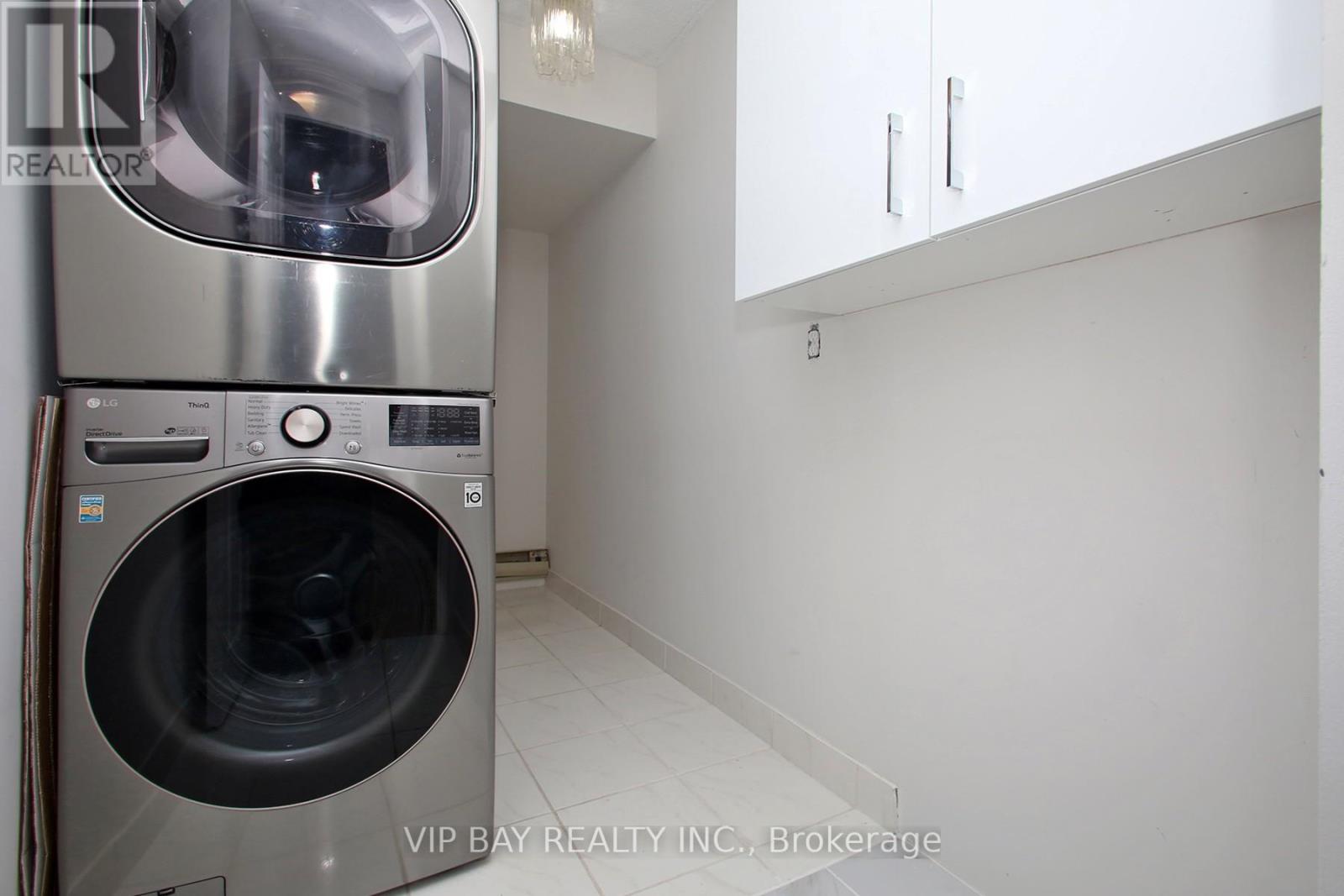 1012 - 20 Harding Boulevard W, Richmond Hill, Ontario  L4C 9S4 - Photo 21 - N12962488