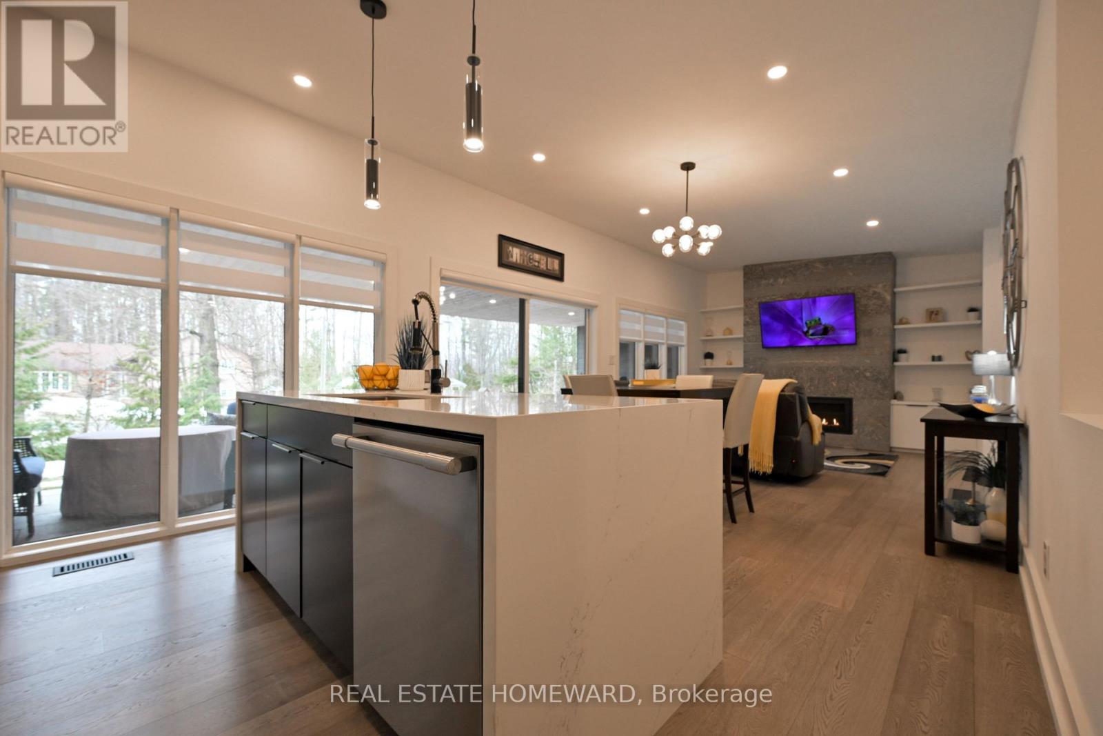 3763 Fairway Road, Innisfil, Ontario  L9S 2L4 - Photo 15 - N12962490