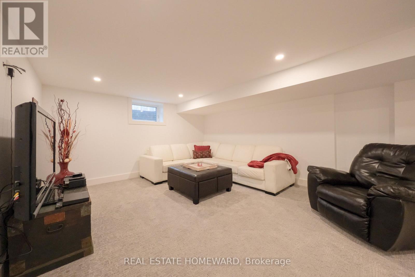 3763 Fairway Road, Innisfil, Ontario  L9S 2L4 - Photo 36 - N12962490