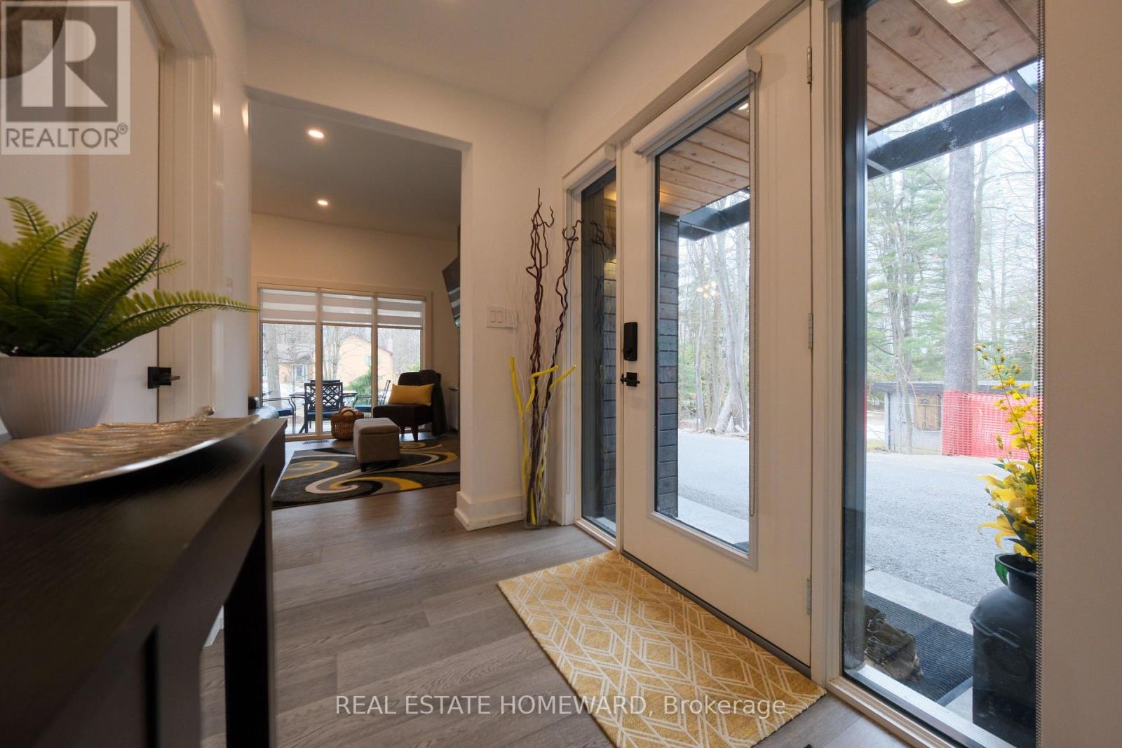 3763 Fairway Road, Innisfil, Ontario  L9S 2L4 - Photo 6 - N12962490