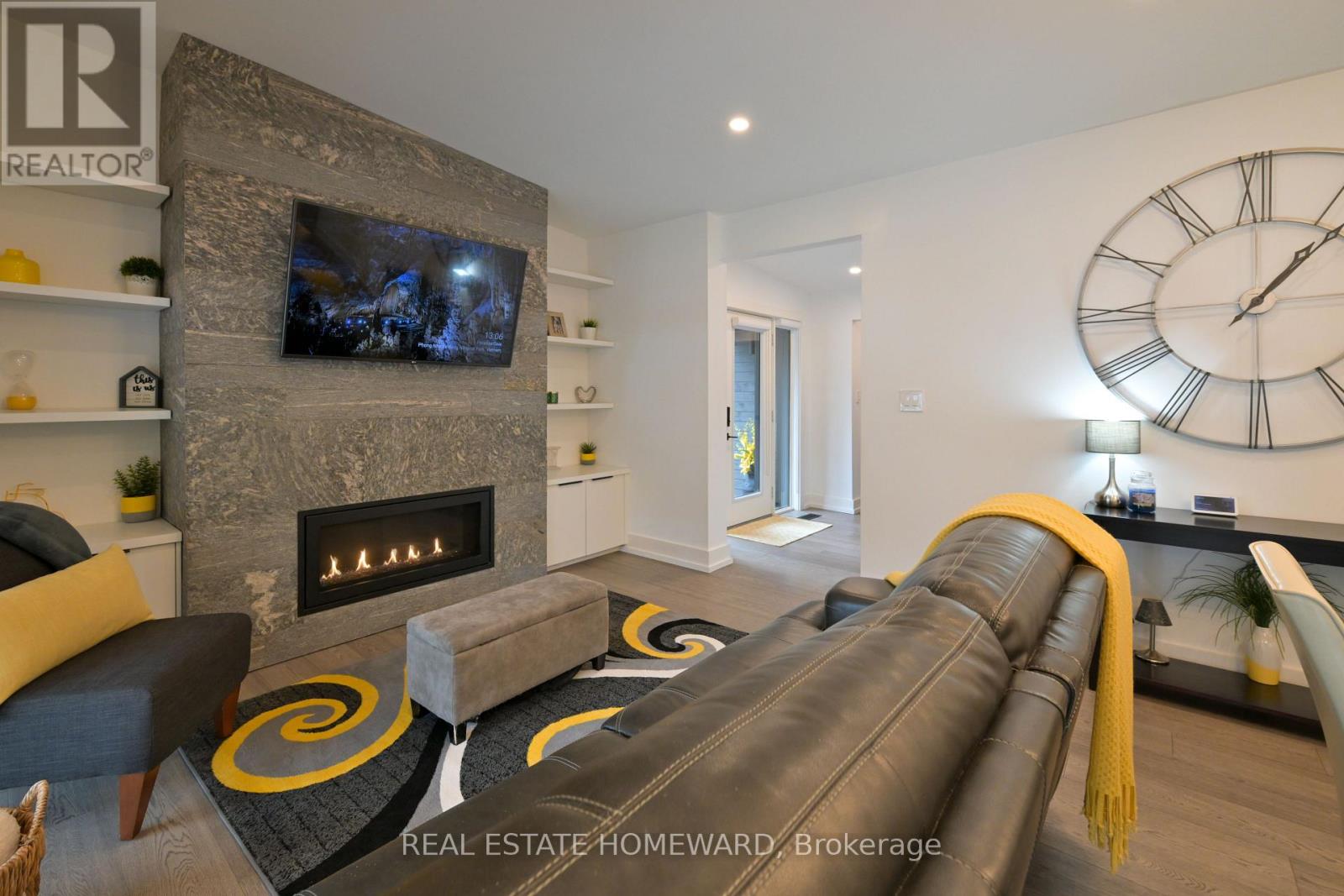 3763 Fairway Road, Innisfil, Ontario  L9S 2L4 - Photo 8 - N12962490