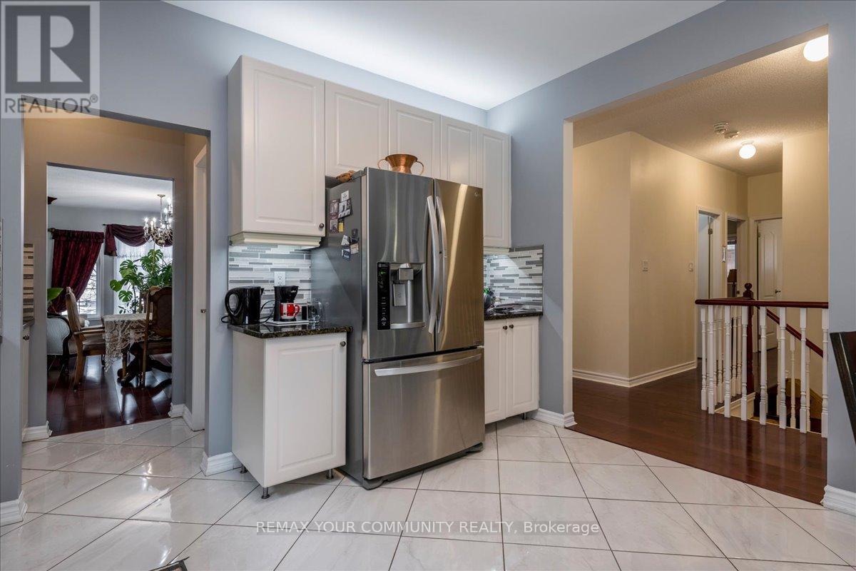 760 Freemont Court, Innisfil, Ontario  L9S 0K4 - Photo 13 - N12962528