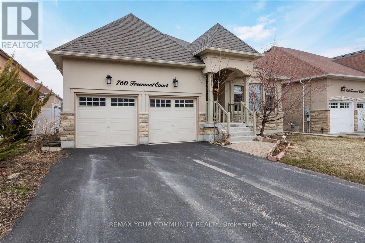 760 Freemont Court, Innisfil, Ontario  L9S 0K4 - Photo 2 - N12962528