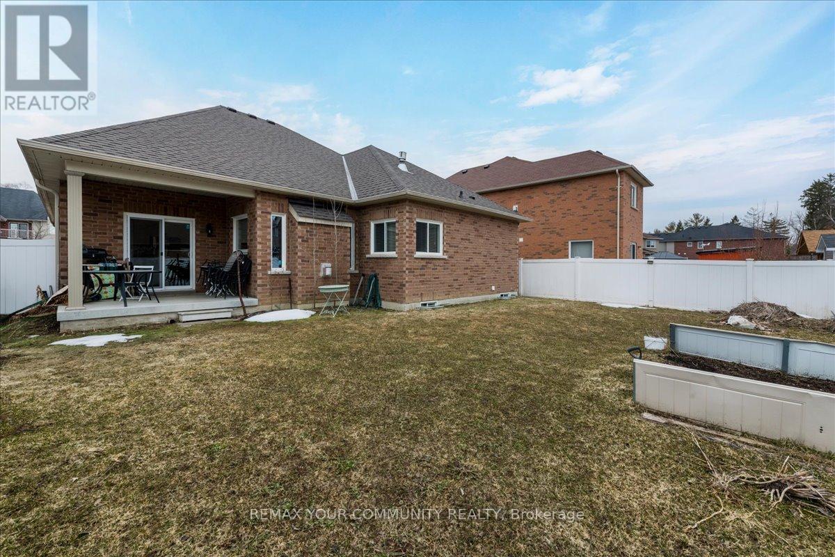760 Freemont Court, Innisfil, Ontario  L9S 0K4 - Photo 29 - N12962528