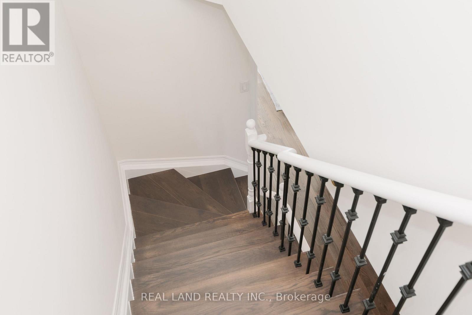 22 Loring Doolittle Court, Aurora, Ontario  L4G 7Y8 - Photo 25 - N12962538