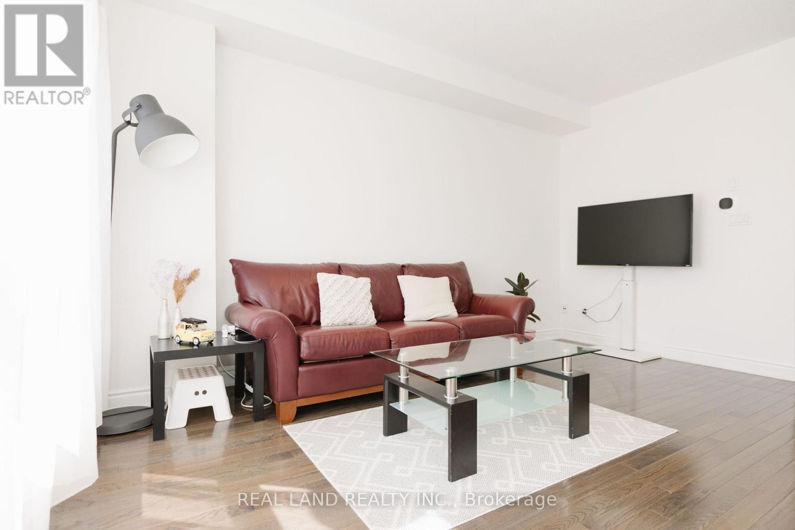 22 Loring Doolittle Court, Aurora, Ontario  L4G 7Y8 - Photo 6 - N12962538