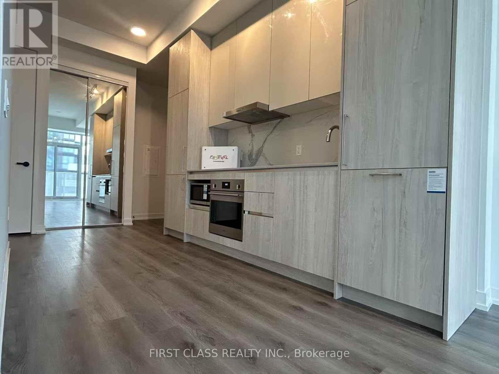 3615 - 225 Commerce Street W, Vaughan, Ontario  L4K 5Z7 - Photo 2 - N12962542