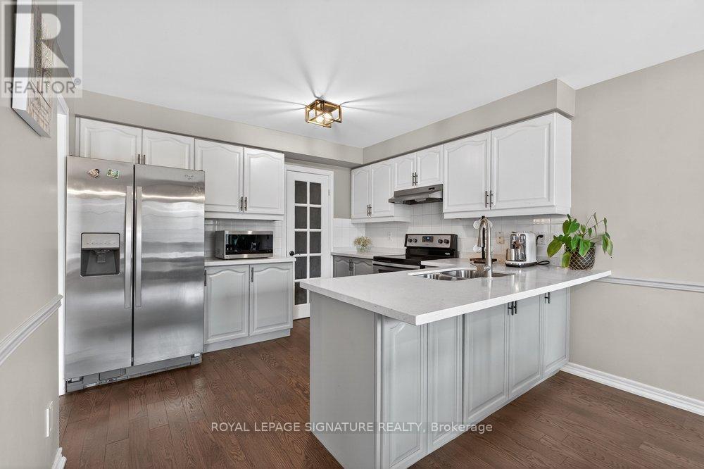 31 Rinaldo Road, Georgina, Ontario  L4P 3X9 - Photo 12 - N12962544