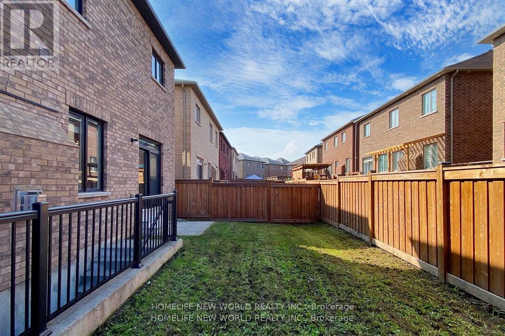 3099 Streamwood Passage, Oakville, Ontario  L6H 0S8 - Photo 37 - W12962494