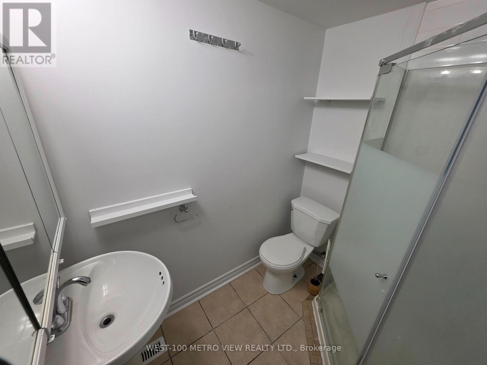 1075 Dufferin Street, Toronto, Ontario  M6H 4B5 - Photo 10 - W12962496