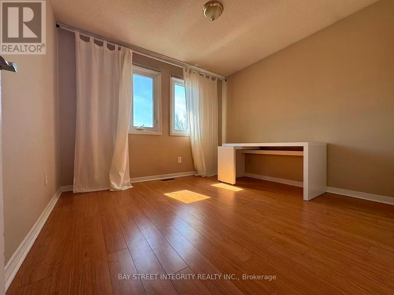 4255 Wakefield Crescent, Mississauga, Ontario  L5C 4M5 - Photo 22 - W12962518