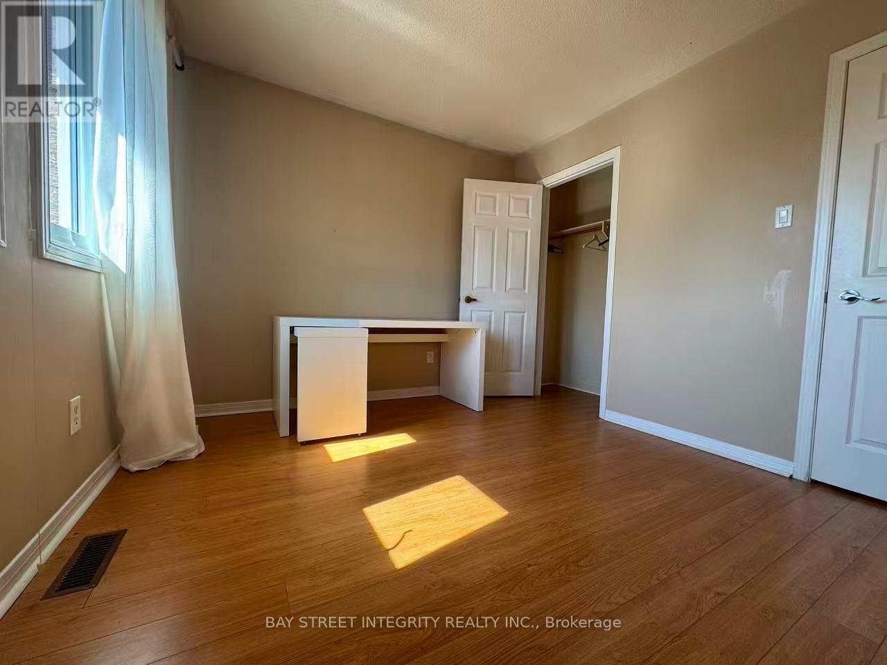4255 Wakefield Crescent, Mississauga, Ontario  L5C 4M5 - Photo 23 - W12962518