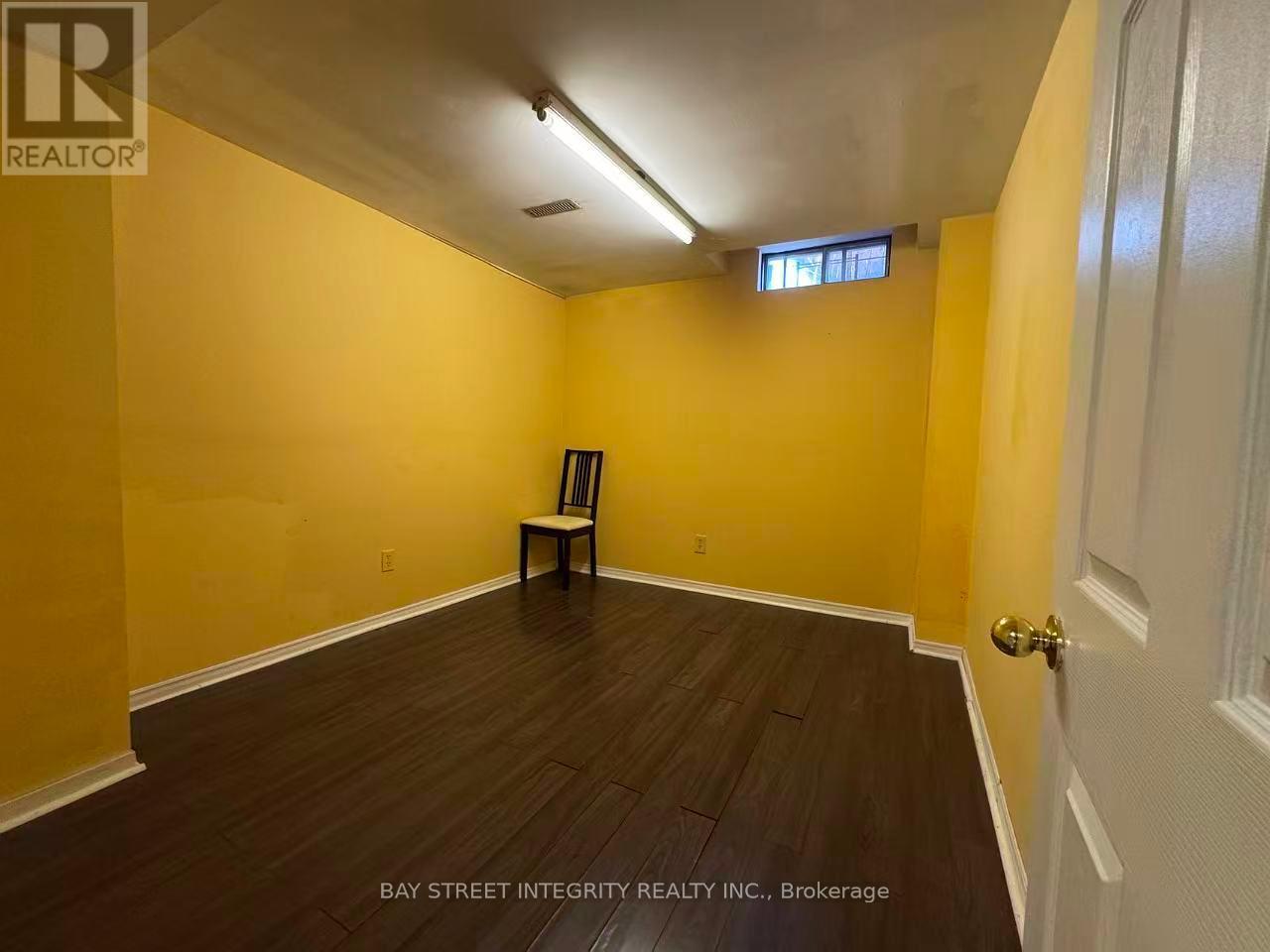 4255 Wakefield Crescent, Mississauga, Ontario  L5C 4M5 - Photo 26 - W12962518