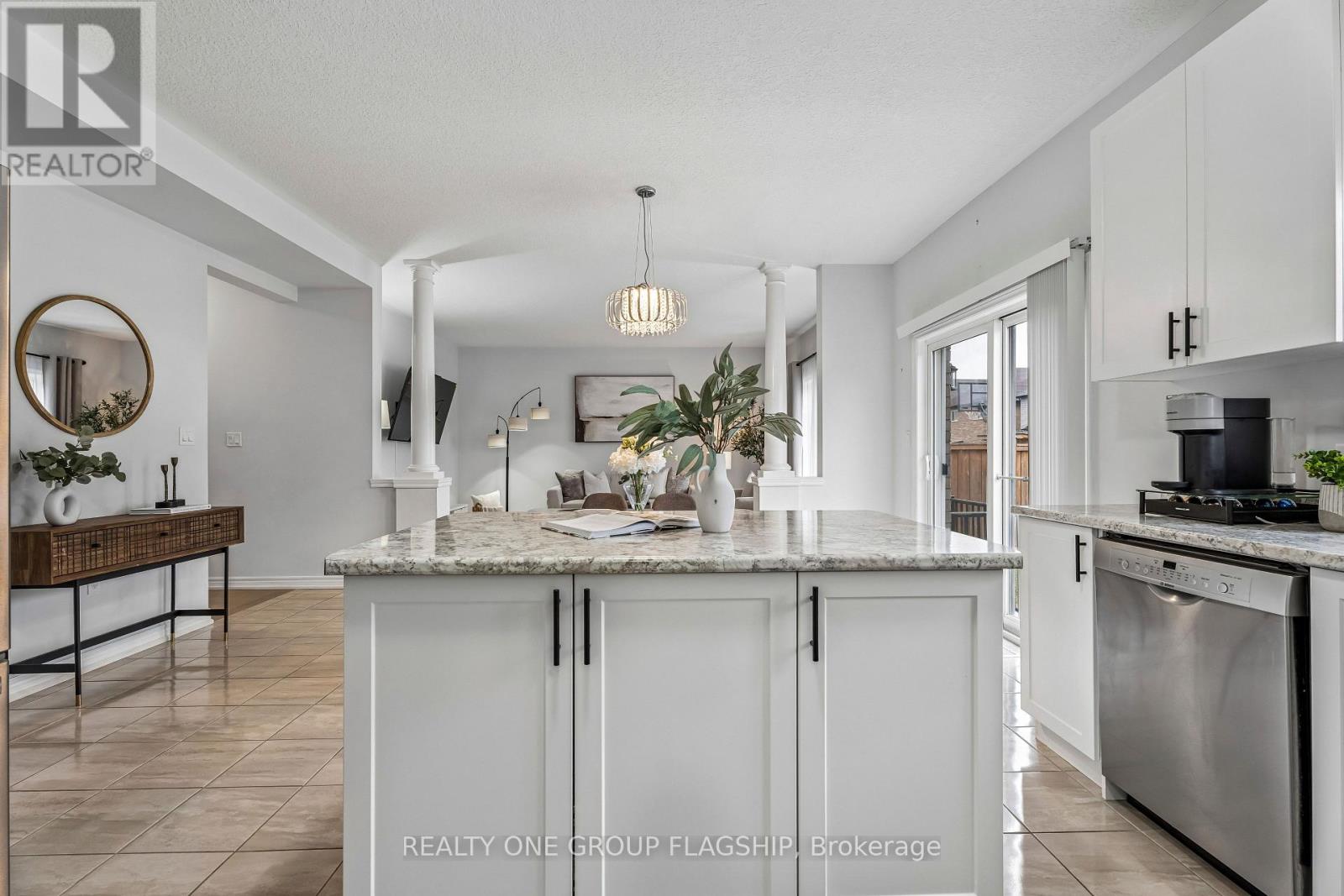 87 Dolomiti Court, Hamilton, Ontario  L0R 1P0 - Photo 11 - X12962526