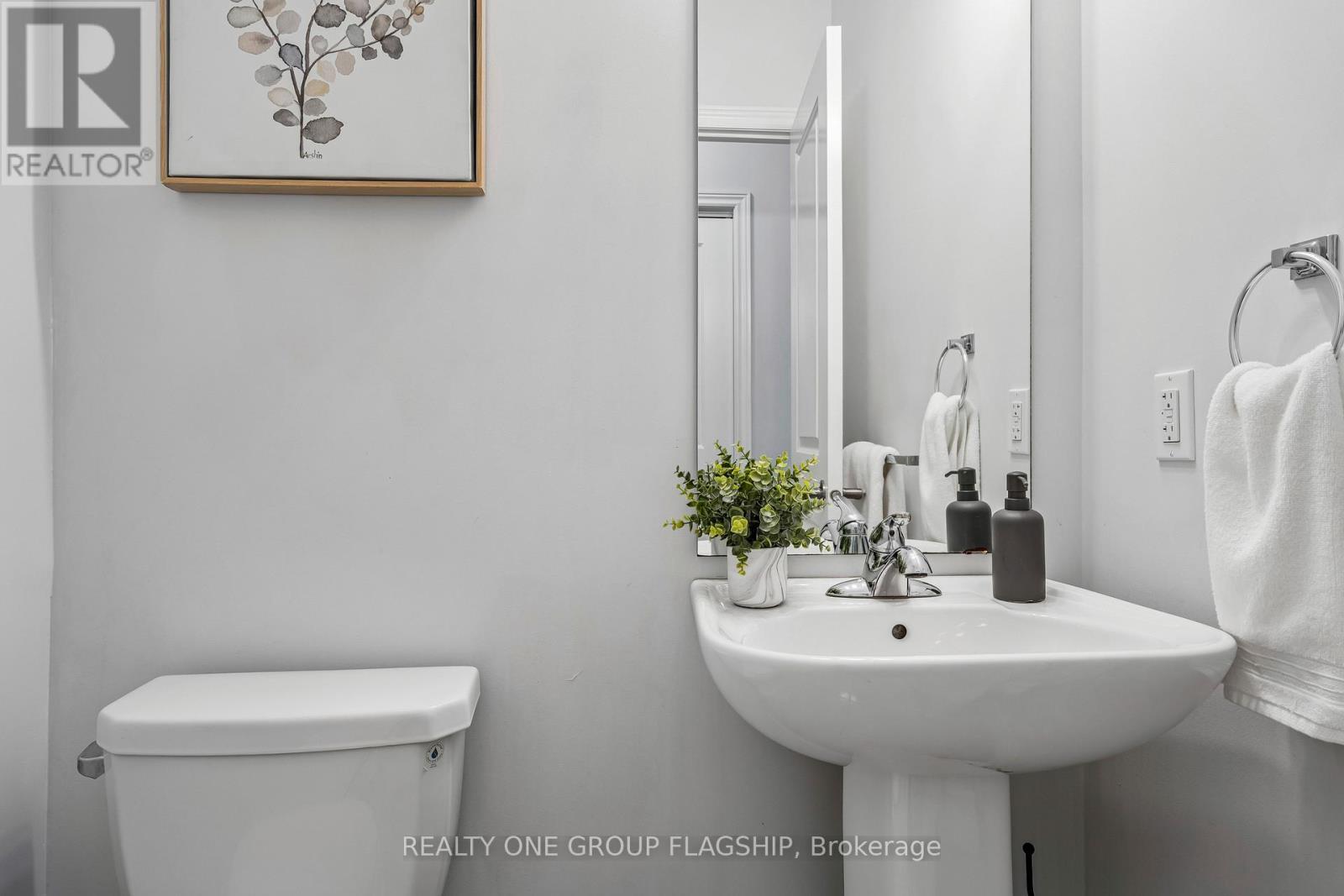 87 Dolomiti Court, Hamilton, Ontario  L0R 1P0 - Photo 17 - X12962526