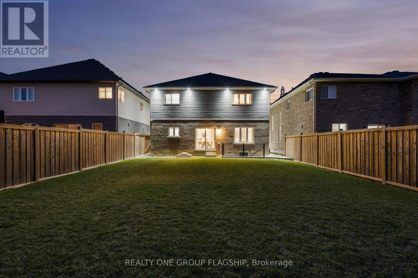 87 Dolomiti Court, Hamilton, Ontario  L0R 1P0 - Photo 49 - X12962526