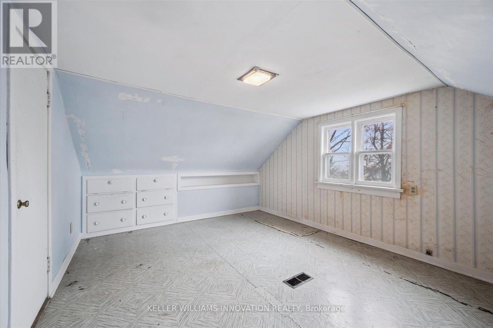 273 Thaler Avenue, Kitchener, Ontario  N2A 1R7 - Photo 22 - X12962532