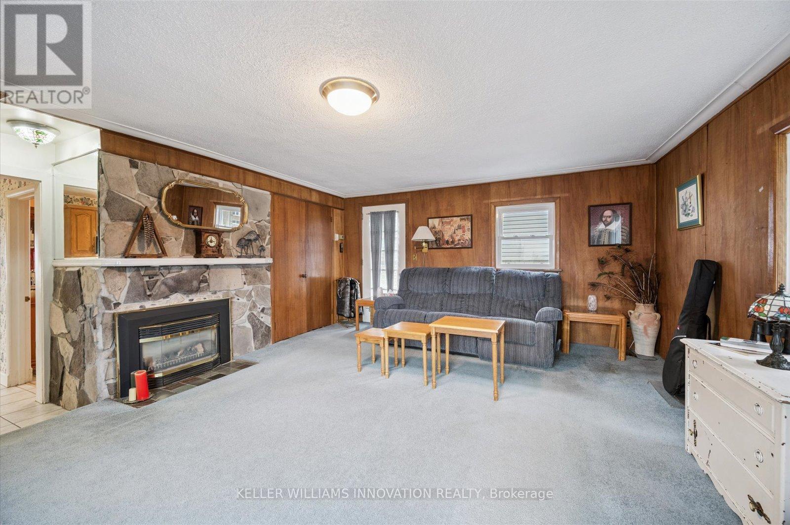 273 Thaler Avenue, Kitchener, Ontario  N2A 1R7 - Photo 3 - X12962532