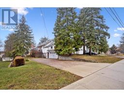 273 THALER AVENUE, Kitchener, Ontario
