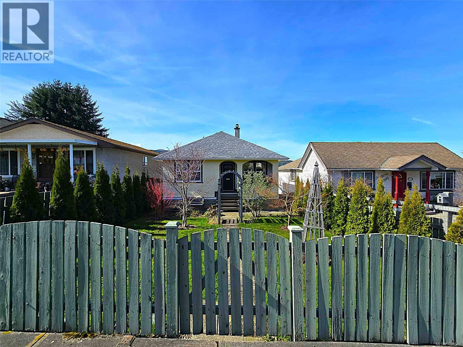 2958 1st Ave, Port Alberni, British Columbia