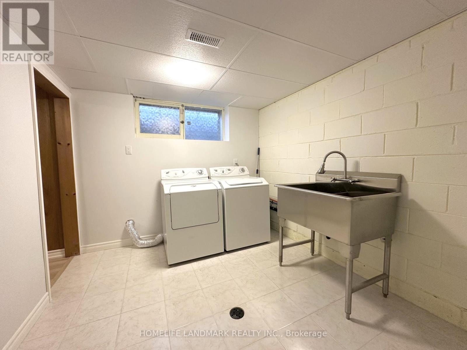 9 Terrington Court, Toronto, Ontario  M3B 2J9 - Photo 26 - C12961842