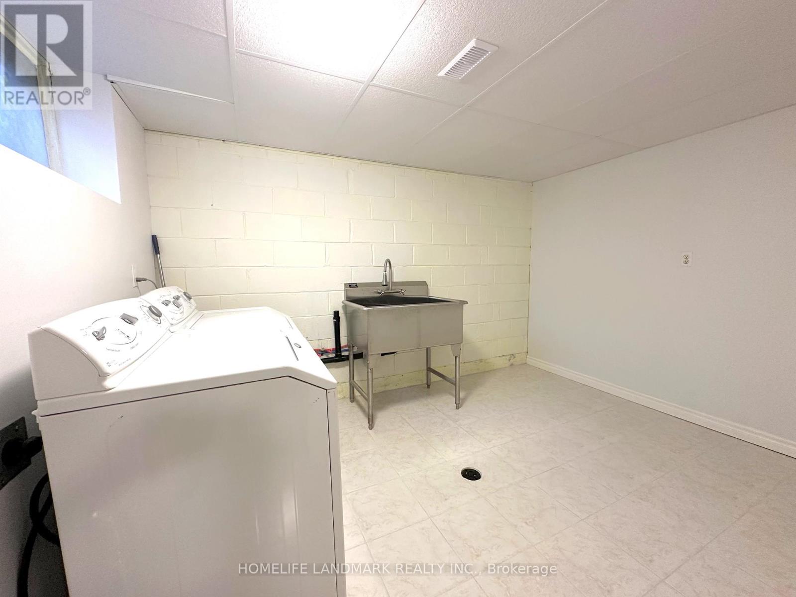 9 Terrington Court, Toronto, Ontario  M3B 2J9 - Photo 27 - C12961842