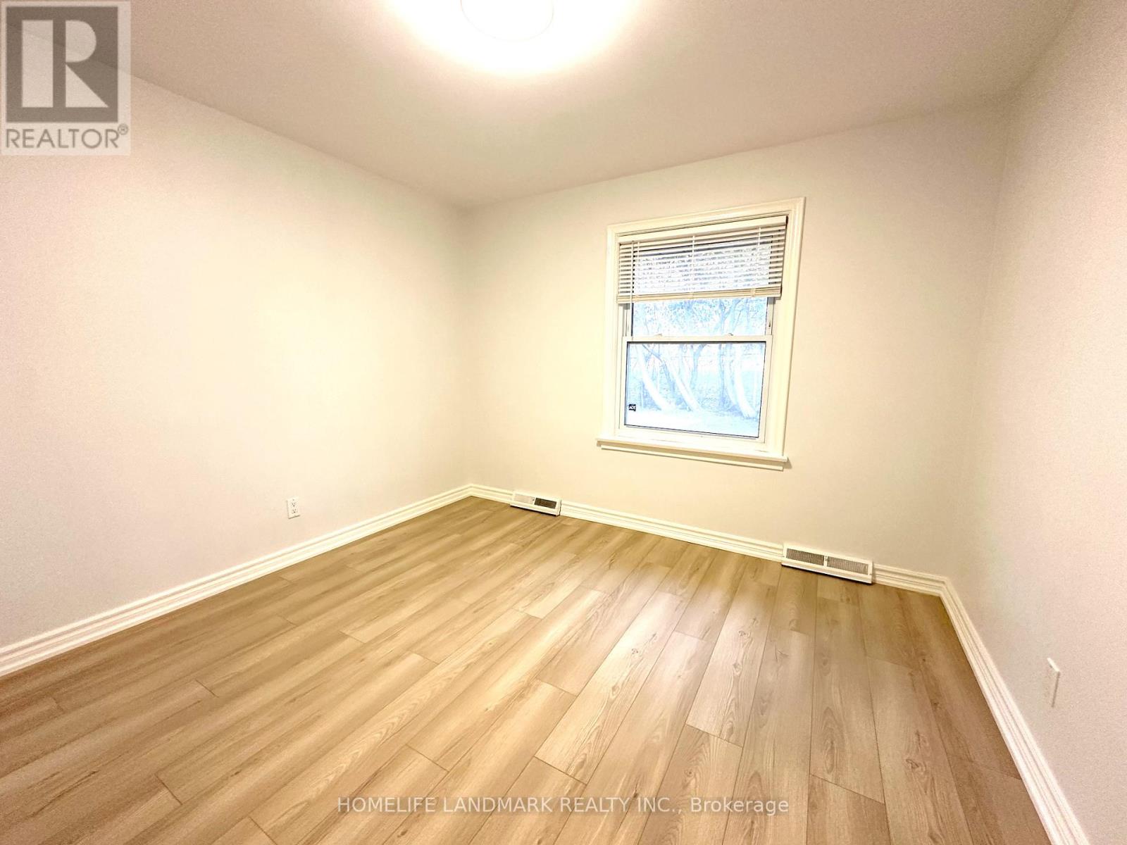 9 Terrington Court, Toronto, Ontario  M3B 2J9 - Photo 12 - C12961842