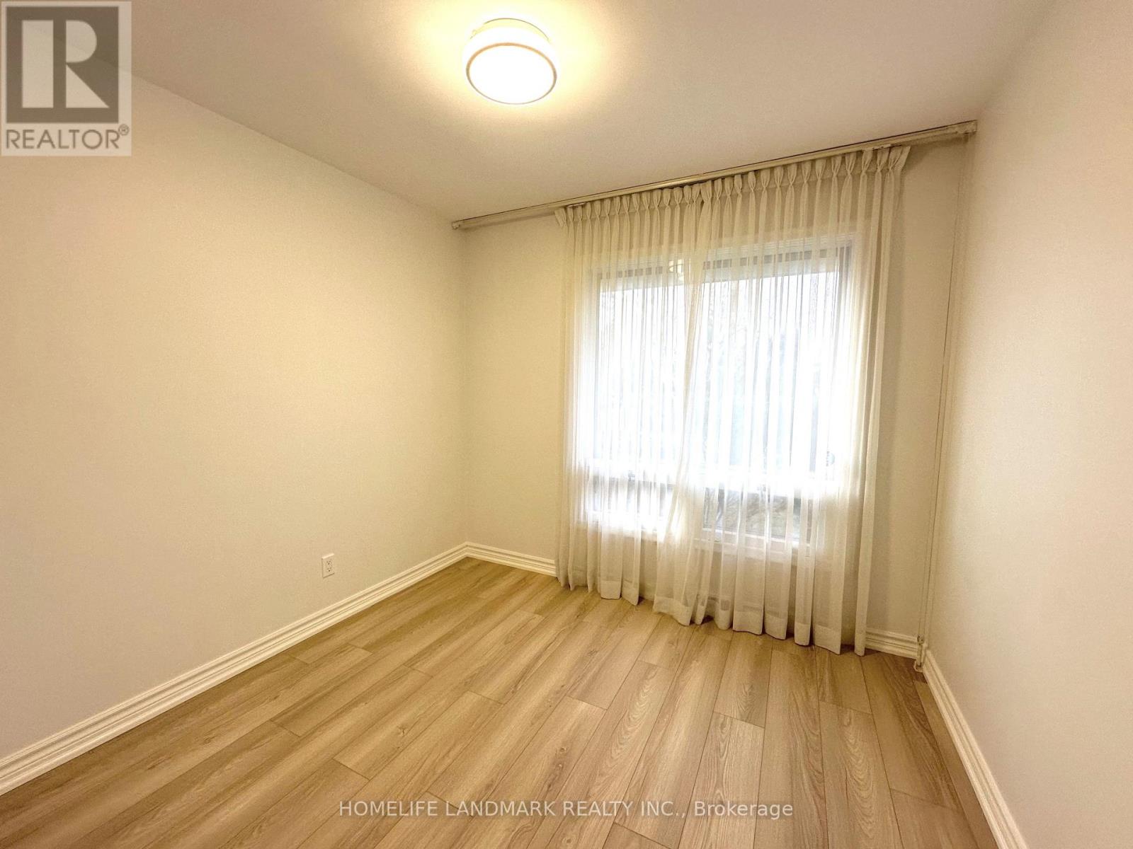 9 Terrington Court, Toronto, Ontario  M3B 2J9 - Photo 14 - C12961842