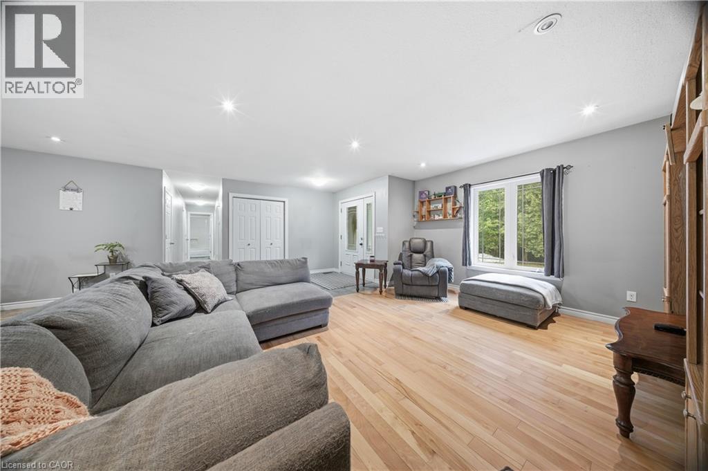 90806 Driftwood Beach Road, Clifford, Ontario  N0G 1M0 - Photo 10 - 40817666