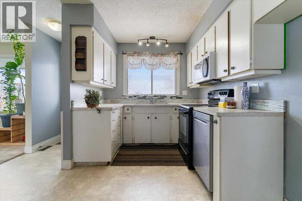 10415 92a Street, Grande Prairie, Alberta  t8V 3v6 - Photo 7 - A2291724