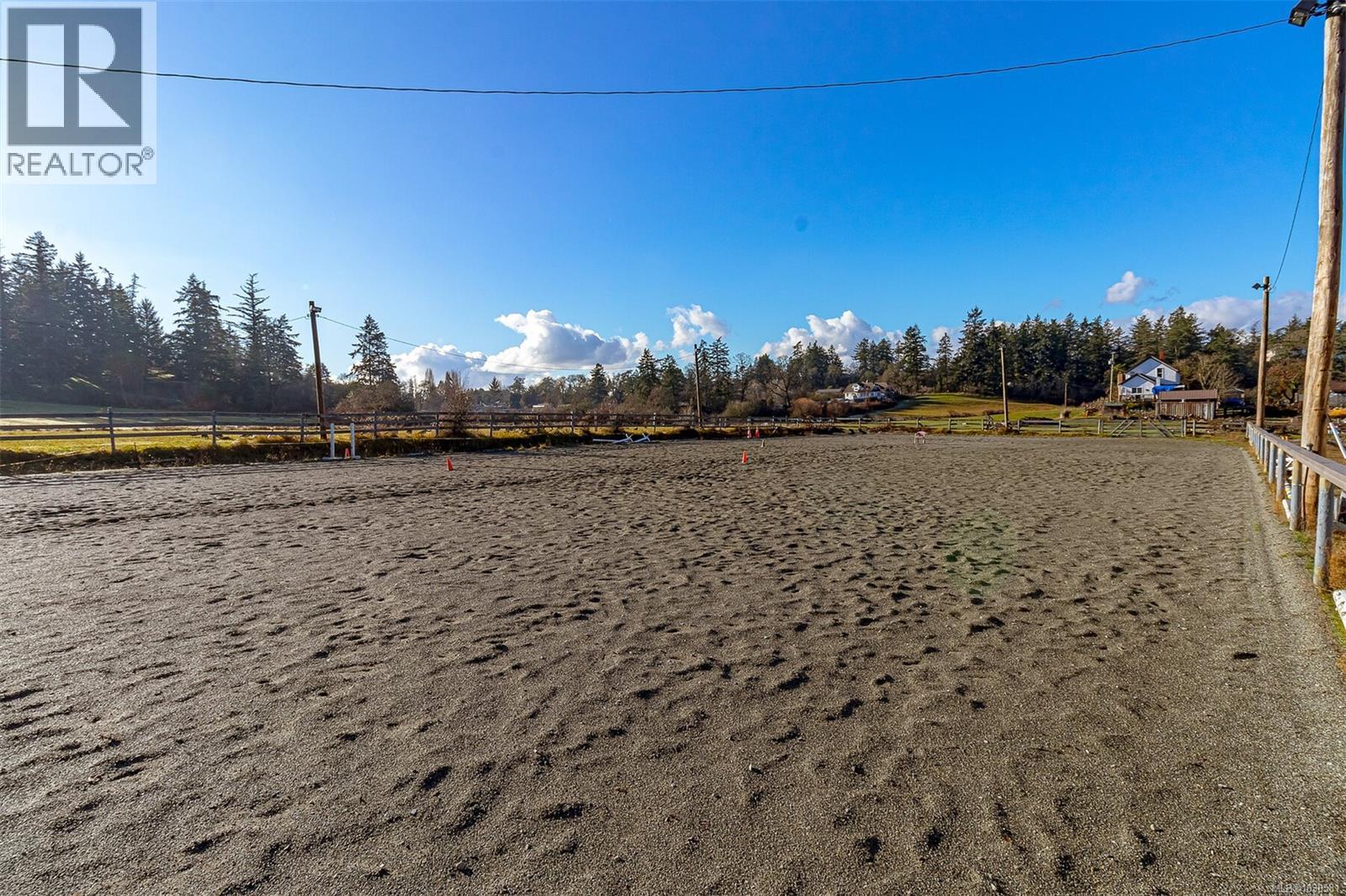 4040 Holland Ave, Saanich, British Columbia  V8Z 5K1 - Photo 88 - 1030581