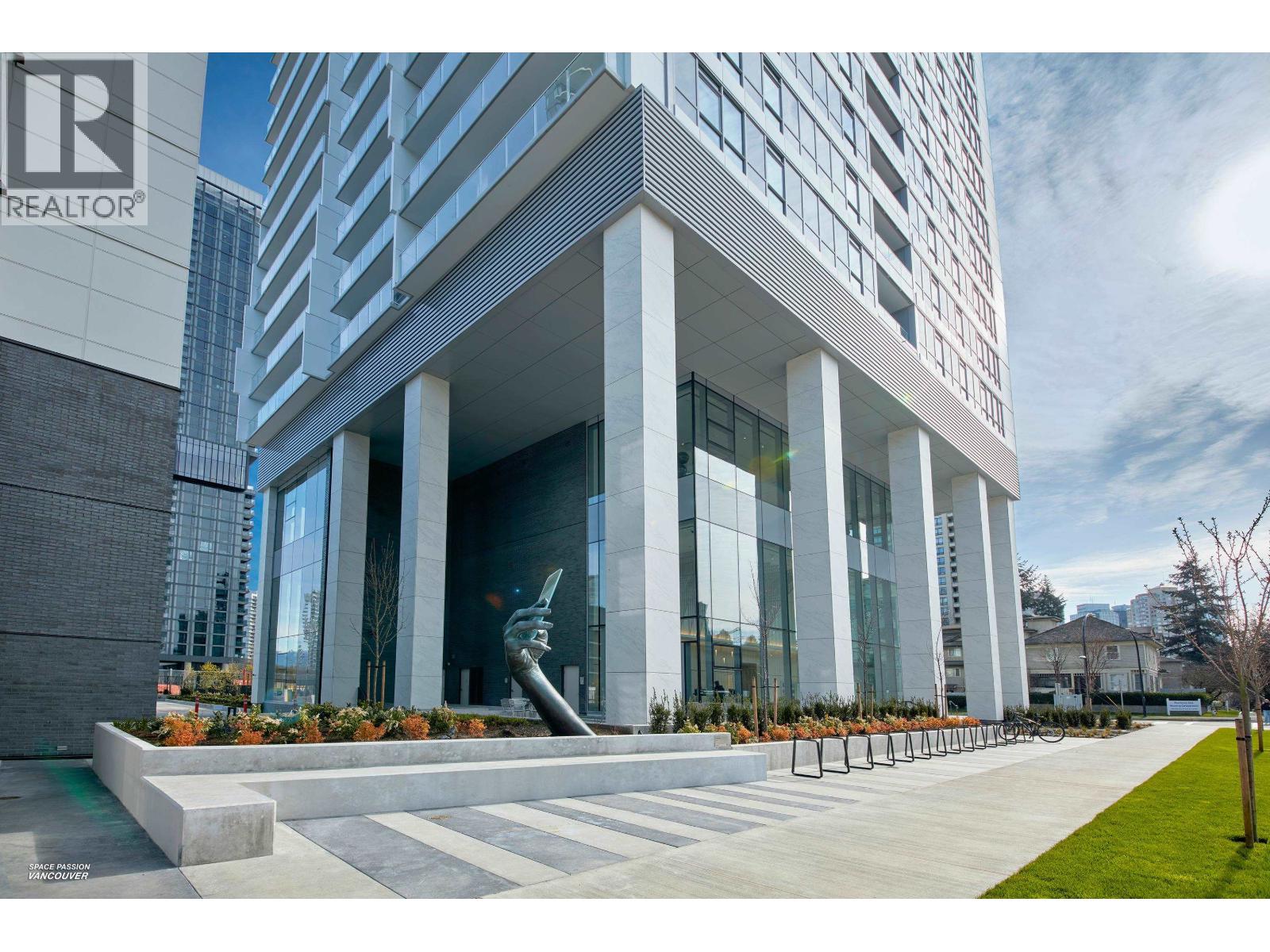 3706 6087 Wilson Avenue, Burnaby, British Columbia  V5H 0M1 - Photo 2 - R3106748