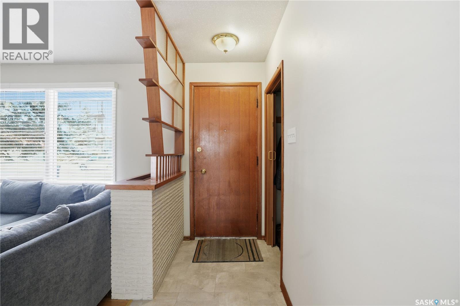 3a & 3b Bateman Crescent, Saskatoon, Saskatchewan  S7H 3C7 - Photo 2 - SK032091