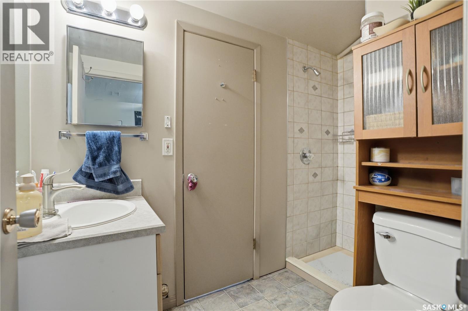 3a & 3b Bateman Crescent, Saskatoon, Saskatchewan  S7H 3C7 - Photo 63 - SK032091