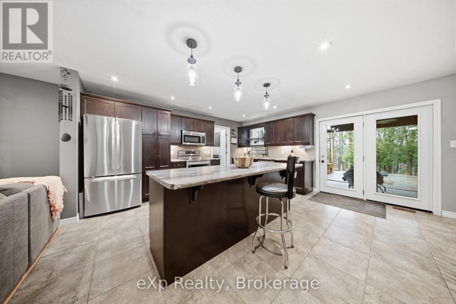 90806 Driftwood Beach Road, Howick, Ontario  N0G 1M0 - Photo 13 - X12962568