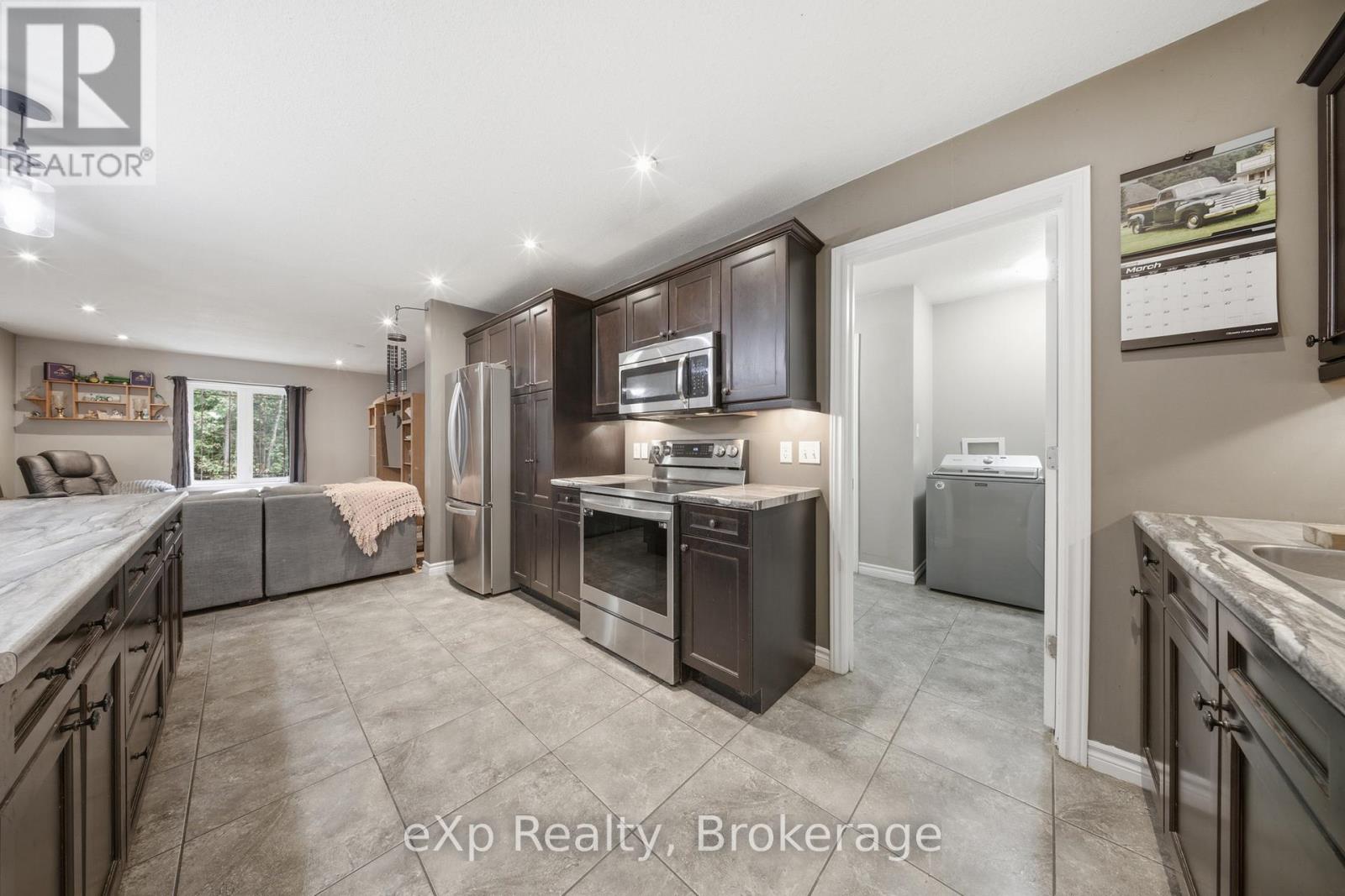 90806 Driftwood Beach Road, Howick, Ontario  N0G 1M0 - Photo 16 - X12962568