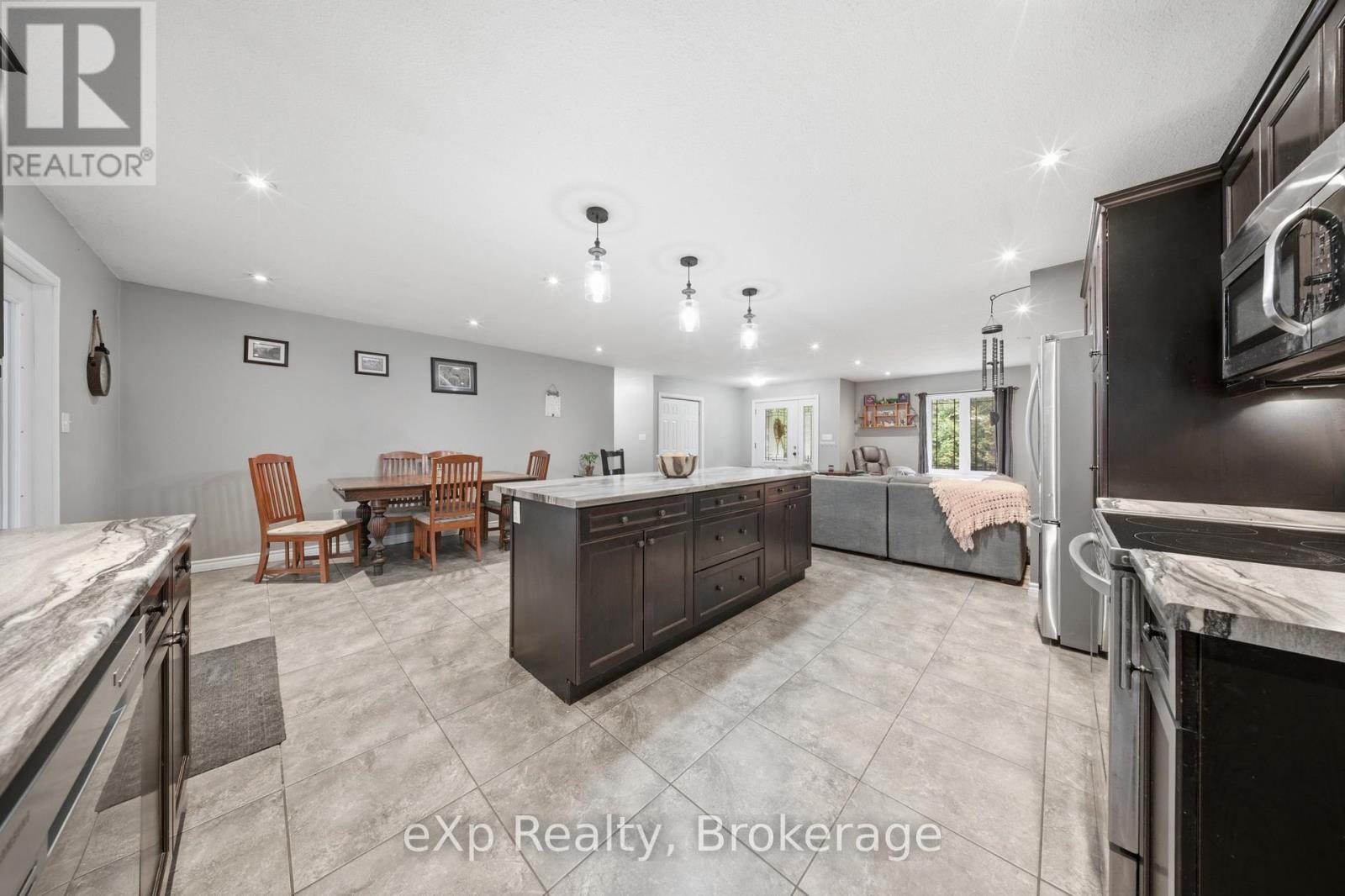 90806 Driftwood Beach Road, Howick, Ontario  N0G 1M0 - Photo 19 - X12962568