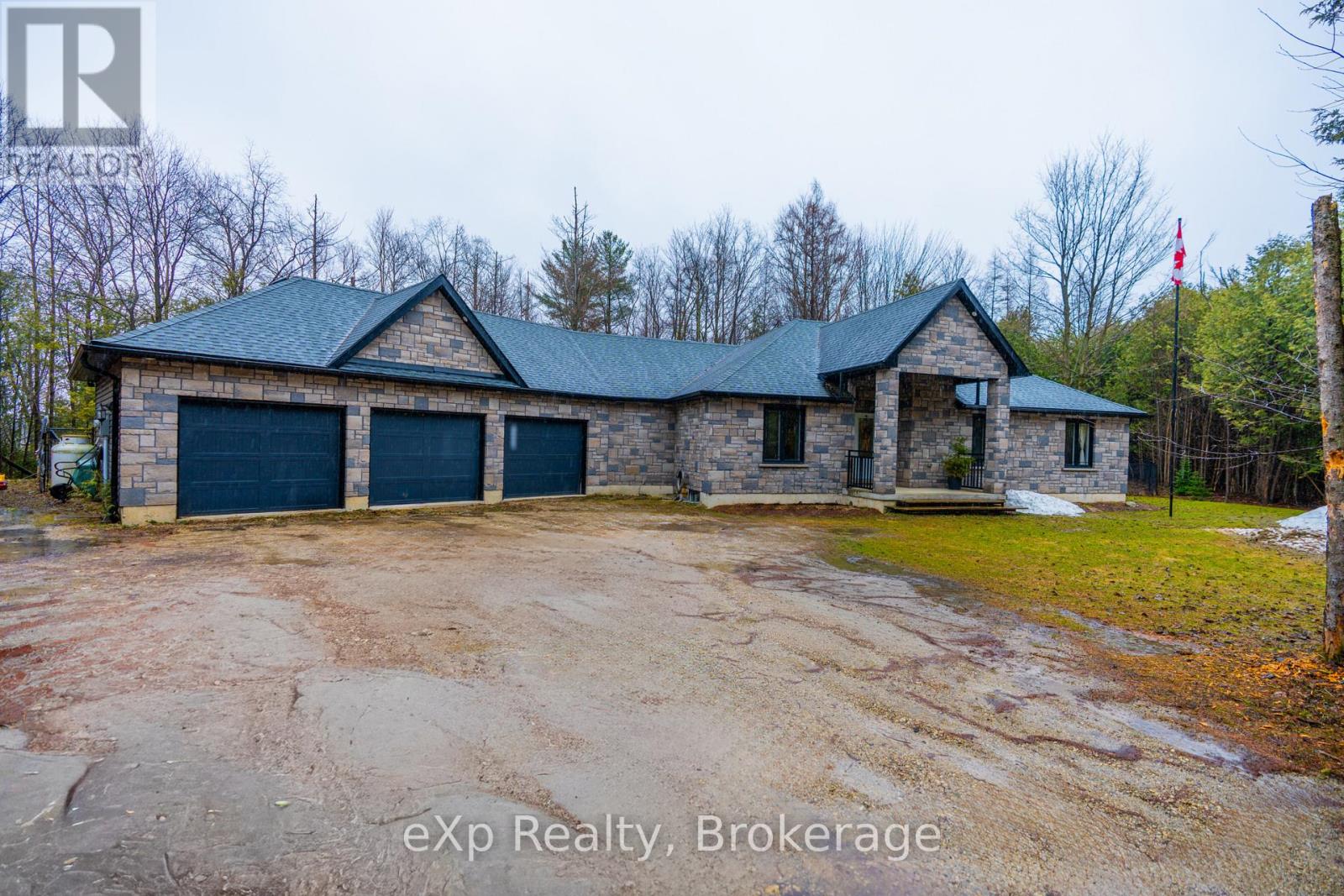 90806 Driftwood Beach Road, Howick, Ontario  N0G 1M0 - Photo 2 - X12962568