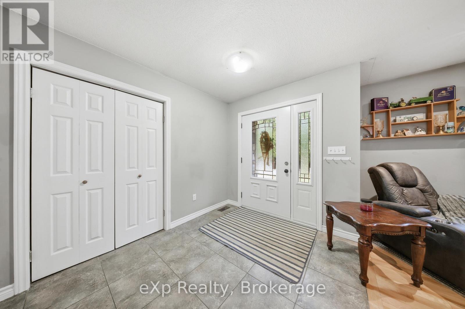 90806 Driftwood Beach Road, Howick, Ontario  N0G 1M0 - Photo 4 - X12962568