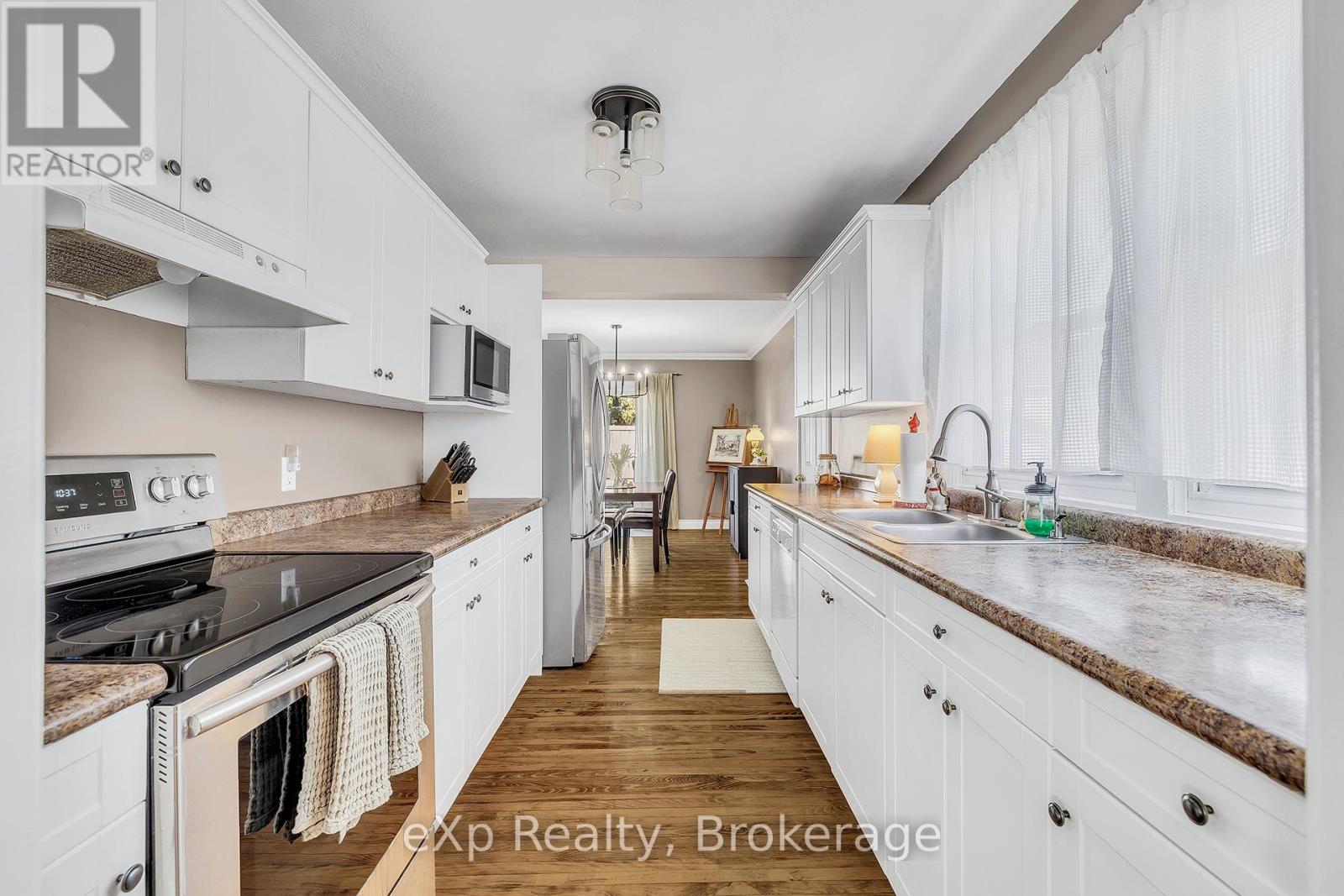 229 Havelock Avenue S, North Perth, Ontario  N4W 2A5 - Photo 9 - X12962570