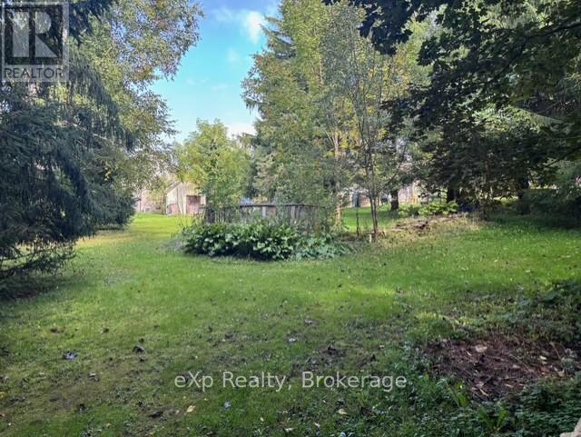 28 Queen Street W, Brockton, Ontario  N0G 1S0 - Photo 8 - X12962614