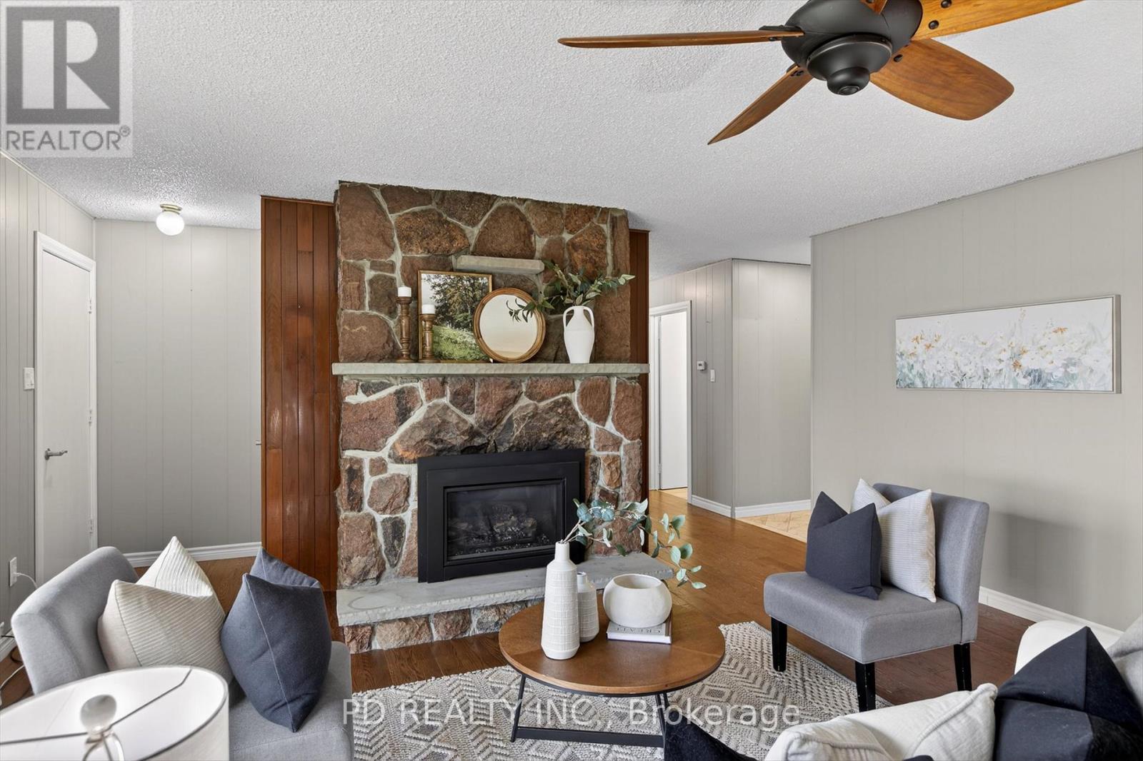 200 Charlore Park Drive, Kawartha Lakes, Ontario  K0L 2W0 - Photo 10 - X12962642