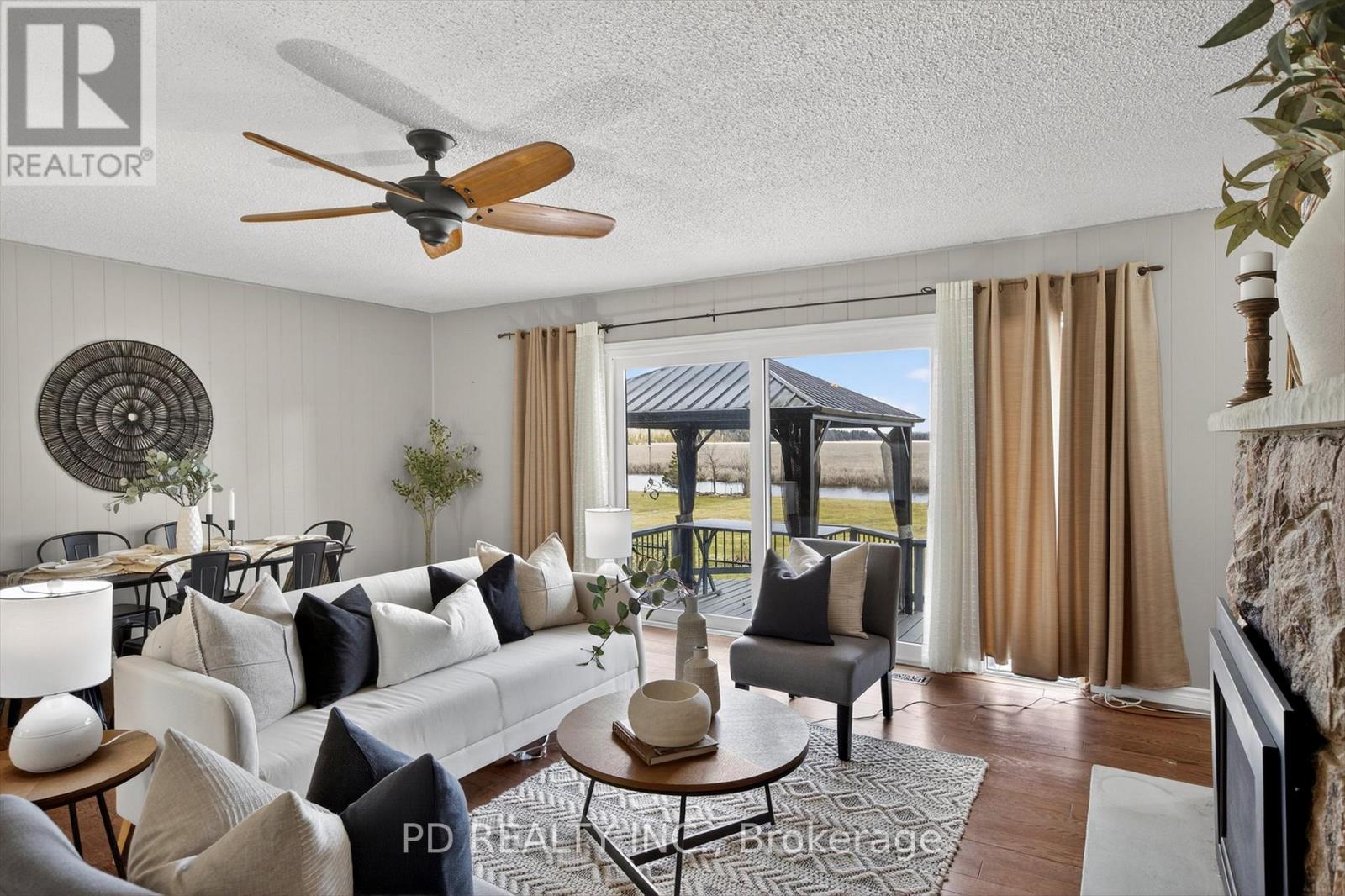 200 Charlore Park Drive, Kawartha Lakes, Ontario  K0L 2W0 - Photo 12 - X12962642