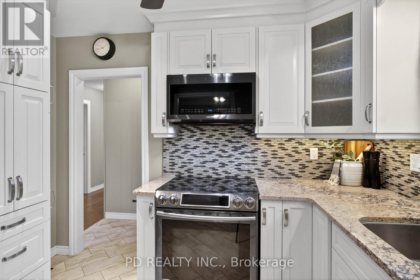 200 Charlore Park Drive, Kawartha Lakes, Ontario  K0L 2W0 - Photo 19 - X12962642