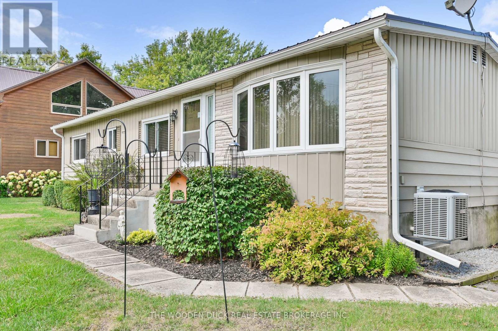 1314 County Rd 96 Road, Frontenac Islands (The Islands), Ontario  K0H 2Y0 - Photo 4 - X12962694