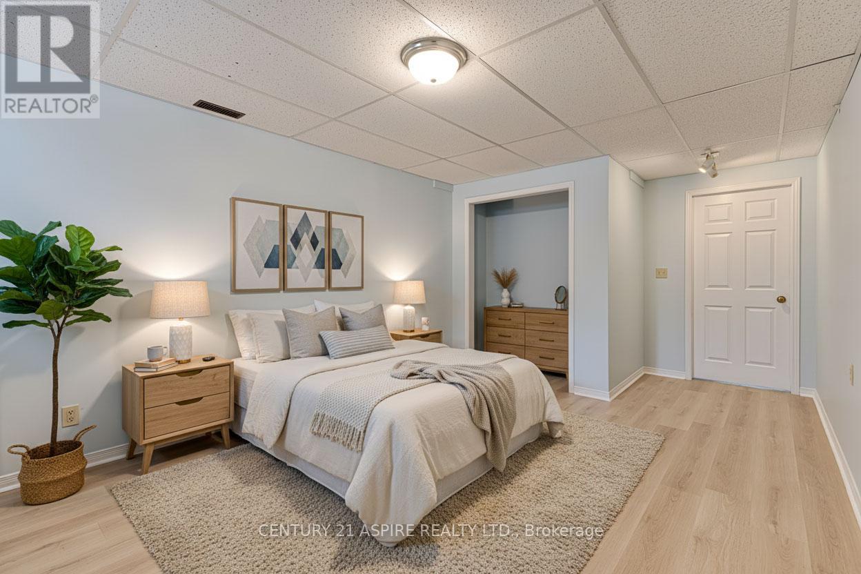 32 Country Lane, Petawawa, Ontario K8H 3J9 - Photo 33 - X12962610